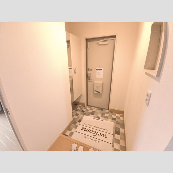 玄関 (玄関(内部))