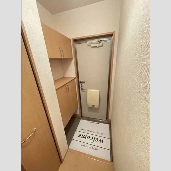 玄関 (シューズボックス)