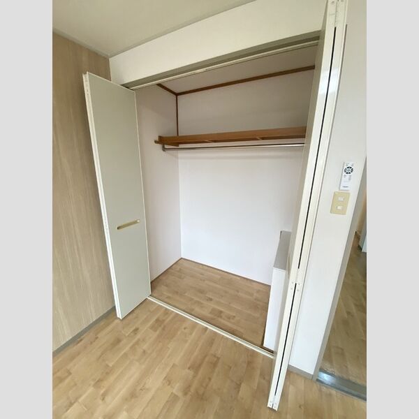 収納 (クローゼット)