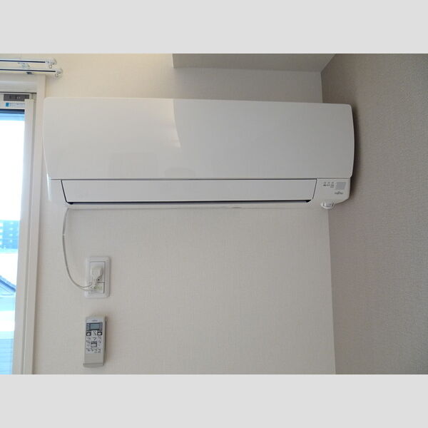 その他設備 (エアコン)