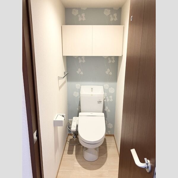 トイレ (温水洗浄暖房便座)