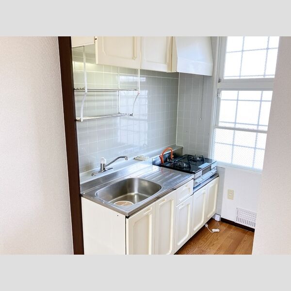 キッチン (キッチン)