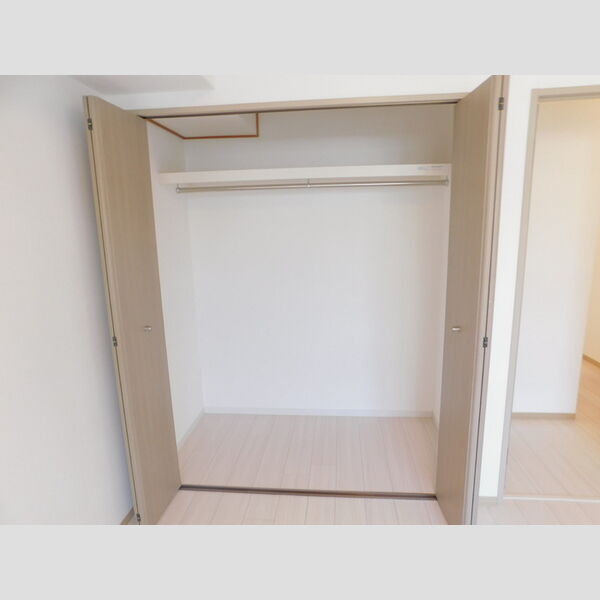 収納 (クローゼット)