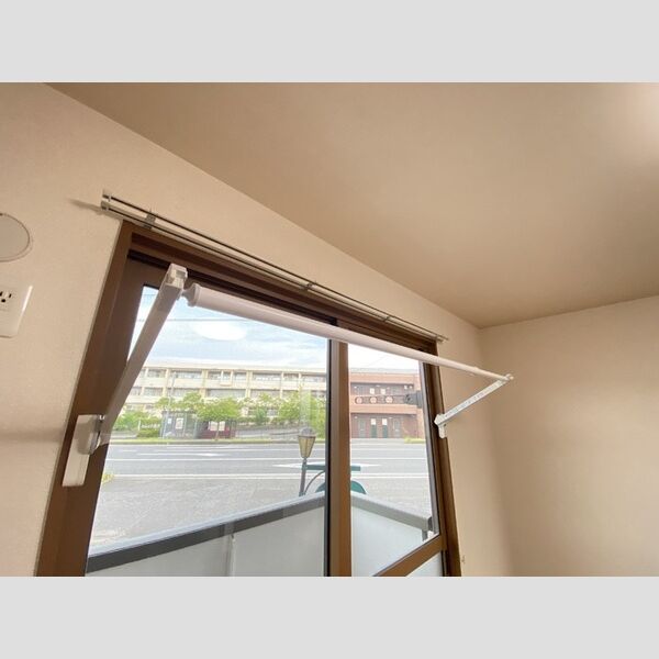 その他 (室内物干し)