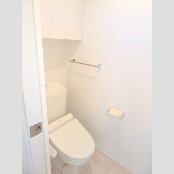 トイレ (温水洗浄便座)