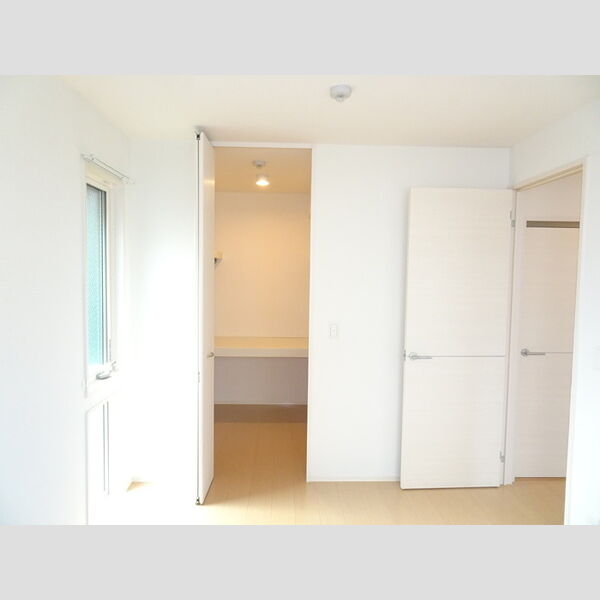 収納 (ウォークインクローゼット)