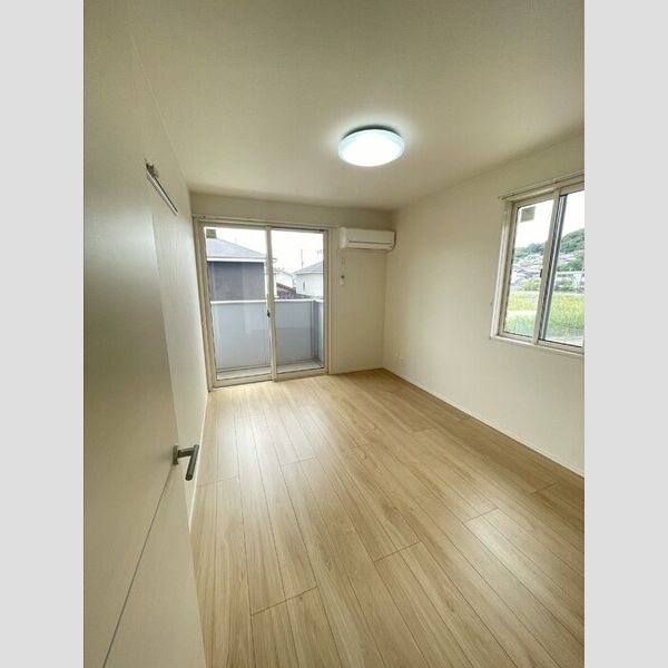 その他 (洋室南6帖)