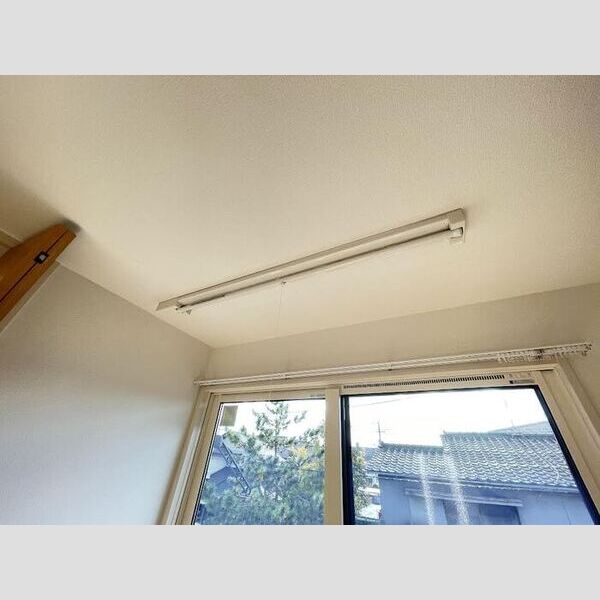 その他 (室内物干し)