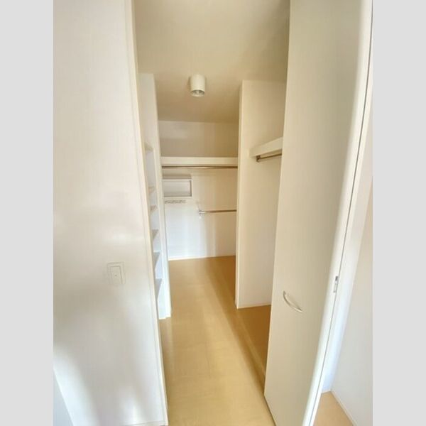 収納 (ウォークインクローゼット)