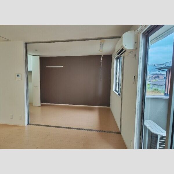 その他 (南側洋室6帖)