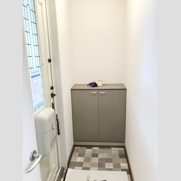 玄関 (シューズボックス)