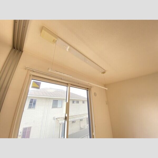 その他 (室内物干し)