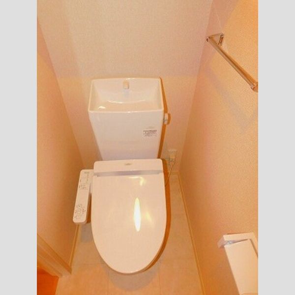 トイレ (温水洗浄暖房便座)