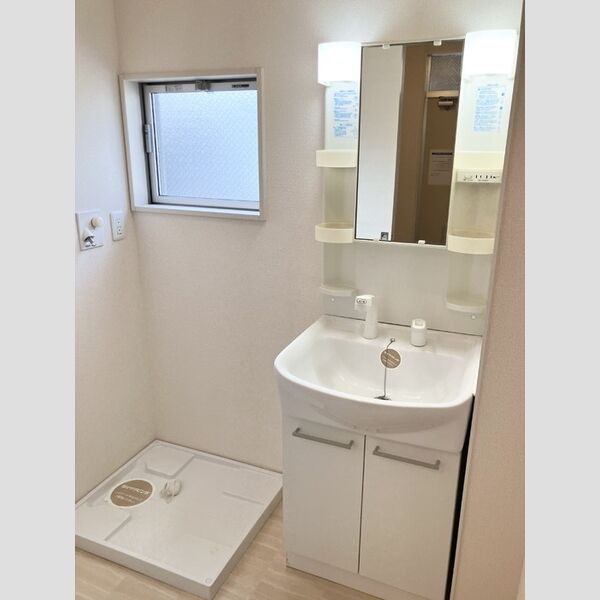 洗面所 (洗髪洗面化粧台)