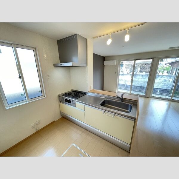 キッチン (システムキッチン)