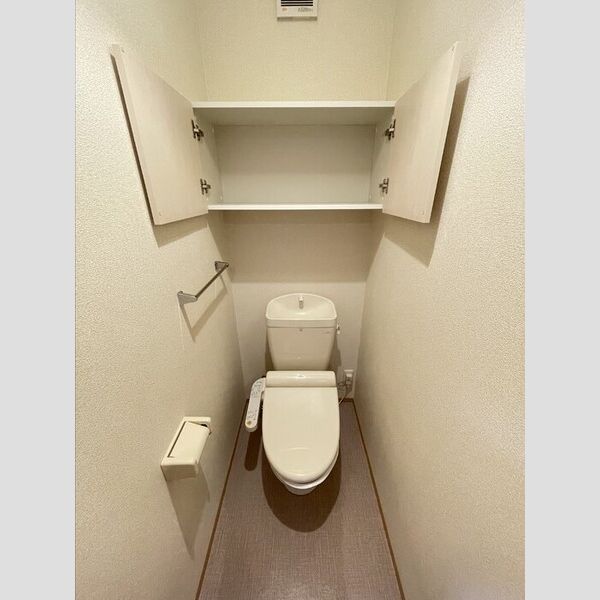 トイレ (トイレ(温水洗浄暖房便座付き))