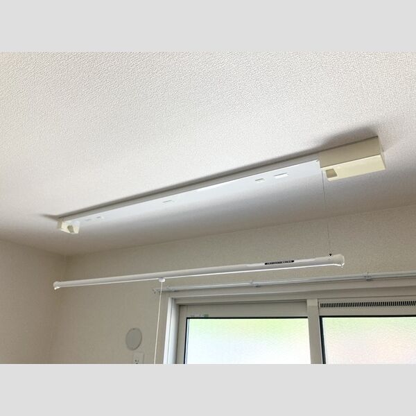 その他 (室内物干し)