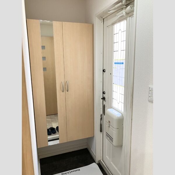 玄関 (シューズボックス)