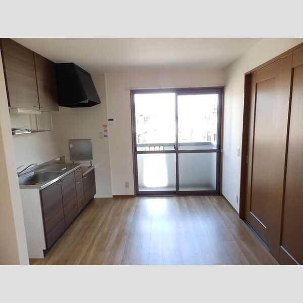 居室・リビング (DK)