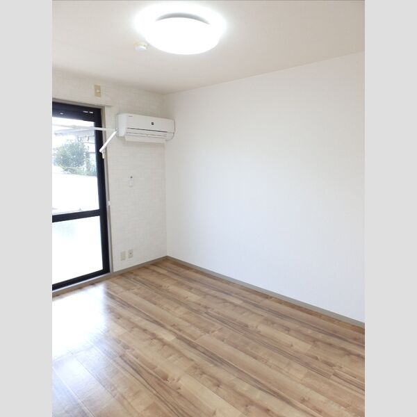 その他 (南洋室)