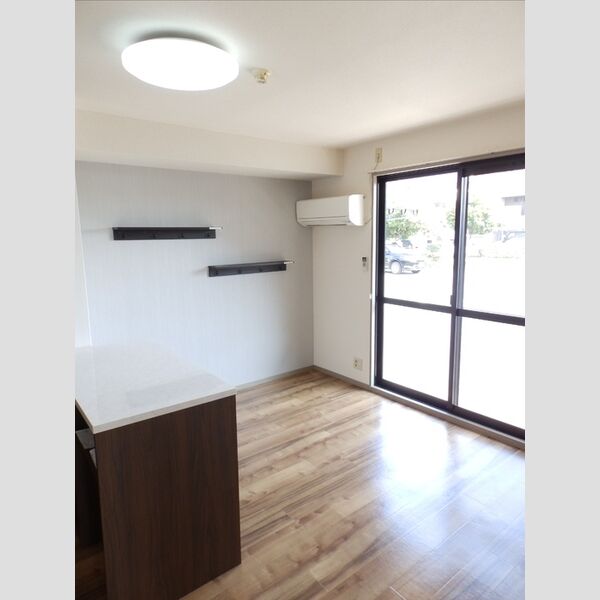 居室・リビング (DK)