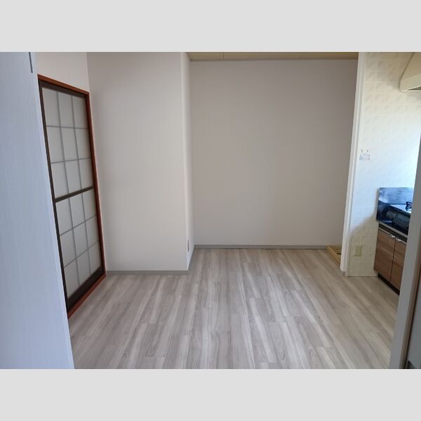 居室・リビング (DK)