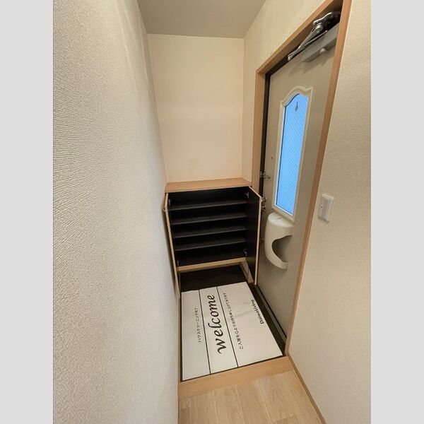 玄関 (シューズボックス)