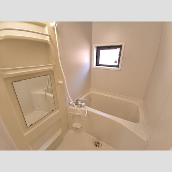 バス (浴室(窓付き))