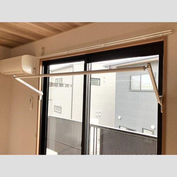 その他 (室内物干し)