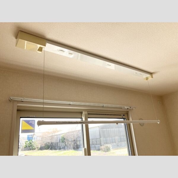 その他 (室内物干し)