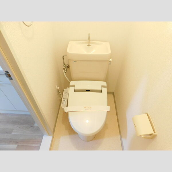 トイレ (トイレ【温水洗浄暖房便座】)