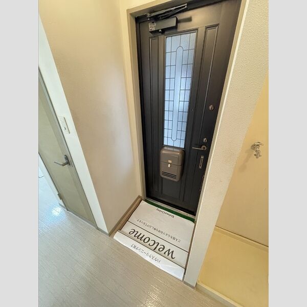 玄関 (玄関　室内側)