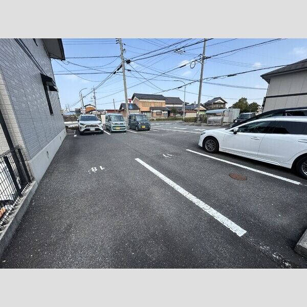 駐車場 (駐車場)