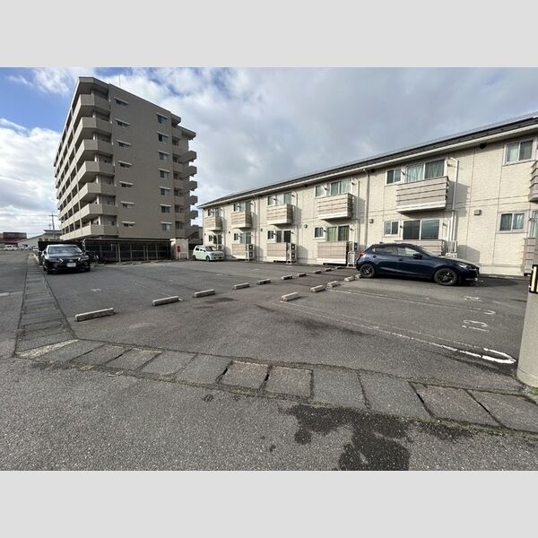 駐車場 (駐車場)