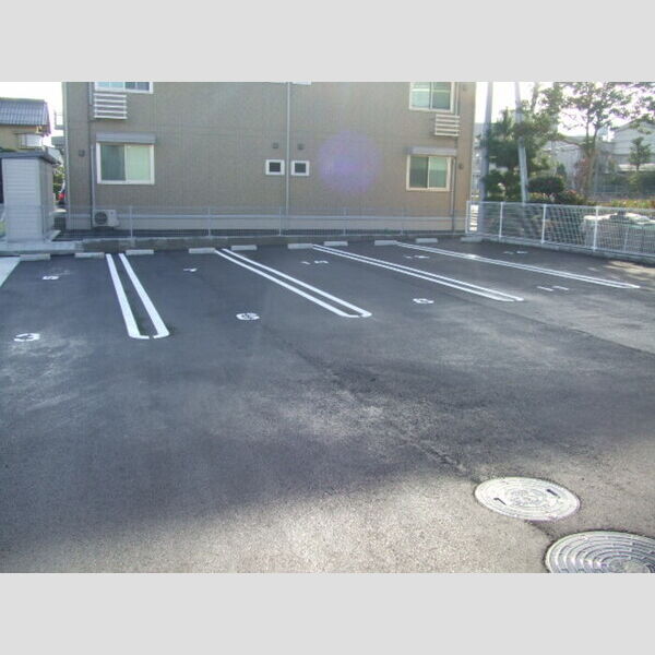 駐車場 (駐車場)