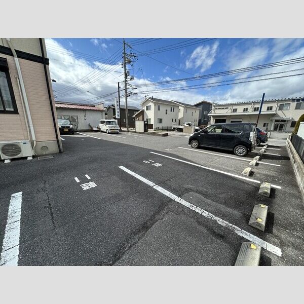 駐車場 (駐車場)