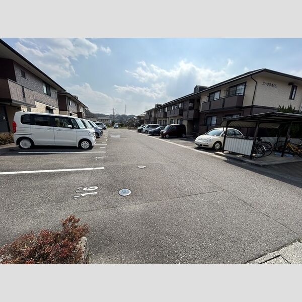 駐車場 (駐車場)