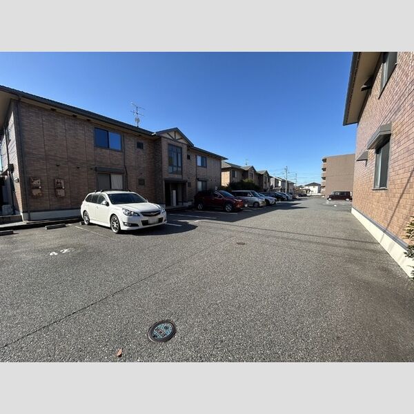 駐車場 (駐車場)