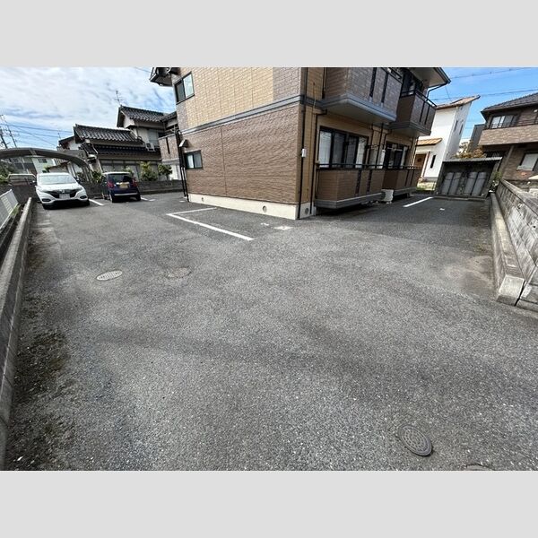 駐車場 (駐車場)