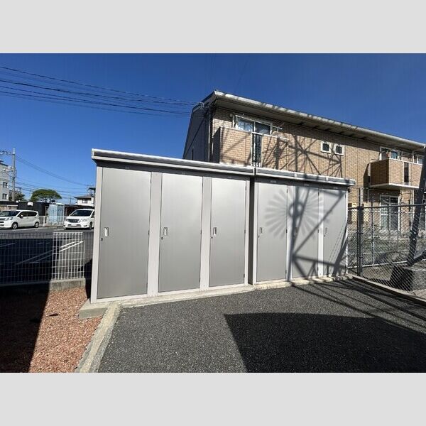 現地周辺 (物置)