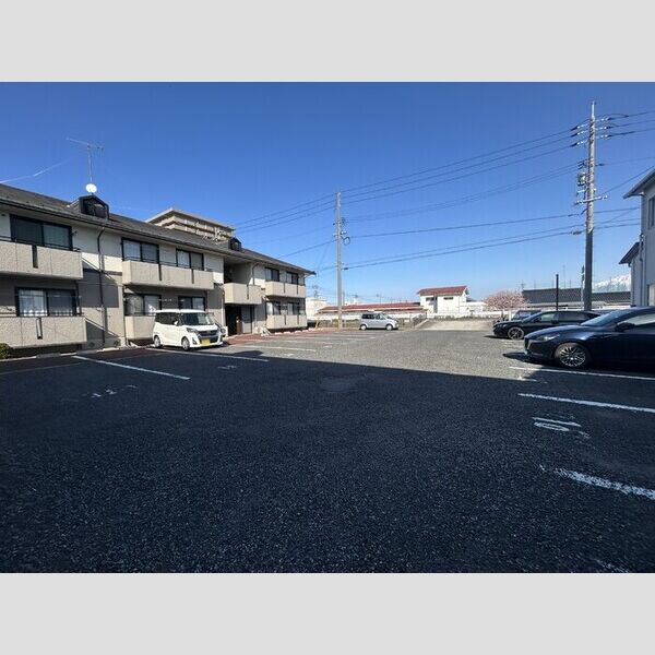 駐車場 (駐車場)