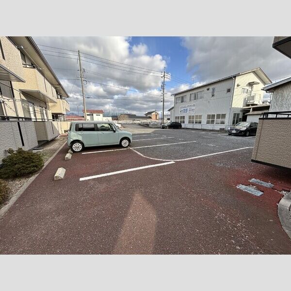 駐車場 (駐車場)