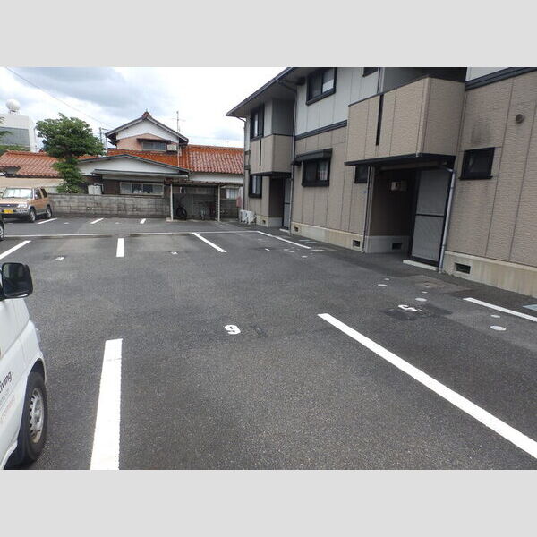 駐車場 (駐車場)