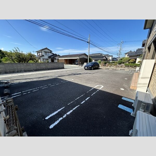 駐車場 (駐車場)