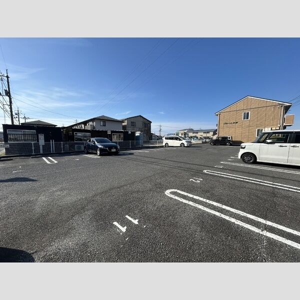 駐車場 (駐車場)