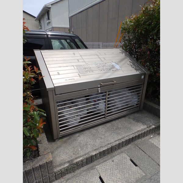 現地周辺 (ごみステーション)