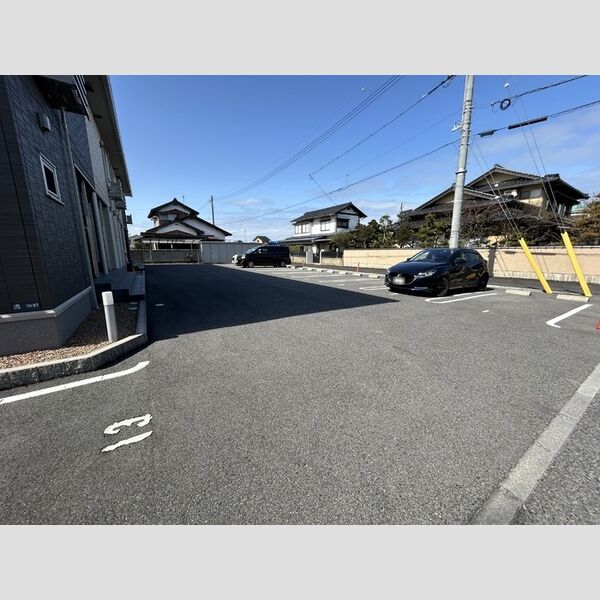 駐車場 (駐車場)