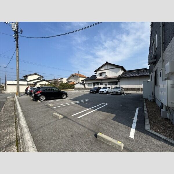 駐車場 (駐車場)