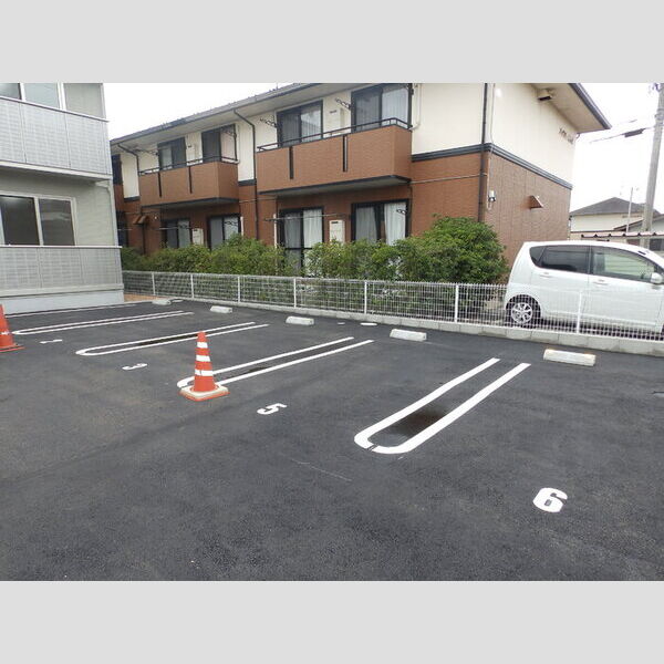 駐車場 (駐車場)