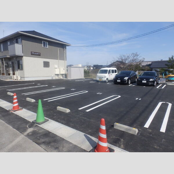 駐車場 (駐車場)